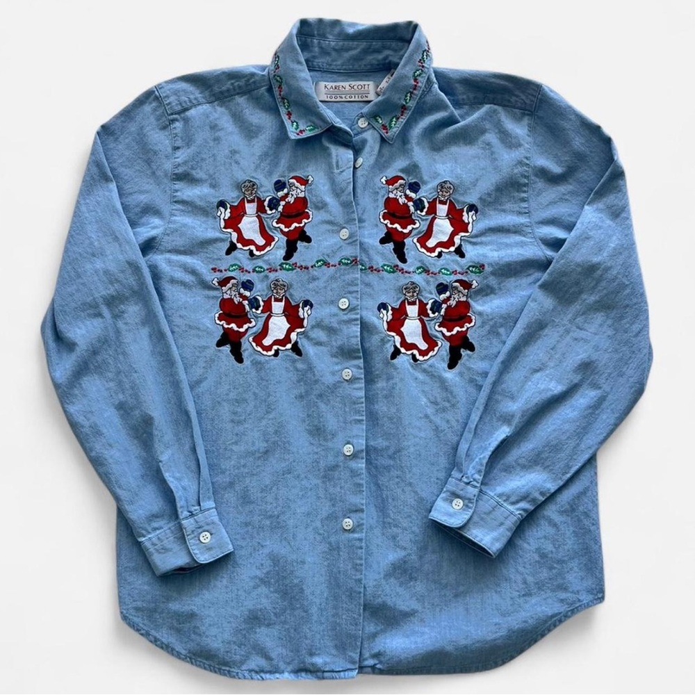Vintage Karen Scott Embroidered Christmas Button Up Chambray Shirt Santa Claus